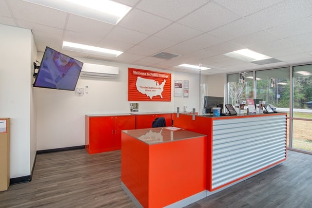 Property 5489 image number 2