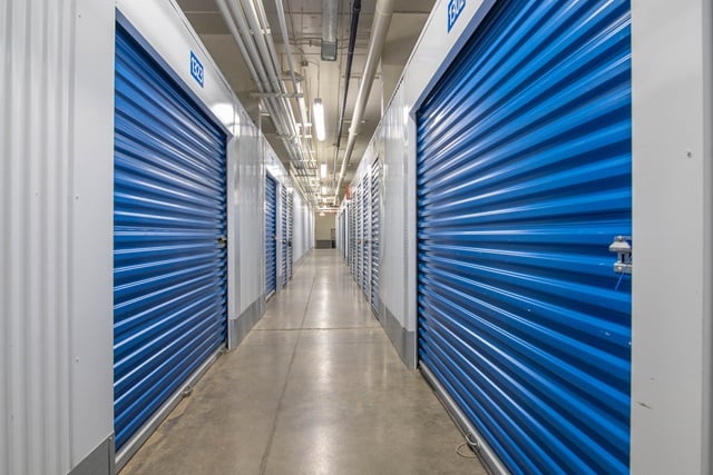 Brentwood, MD, SelfStorage Near 4301 Rhode Island Ave 18447264531