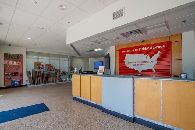 16×9 Parking Lot in Brentwood, MD 4301 Rhode Island Ave Brentwood, Maryland 3