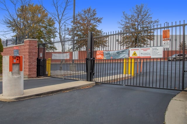 Self Storage Unit in Capitol Heights, Maryland 3