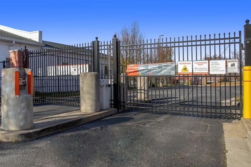 Property 5537 image number 3