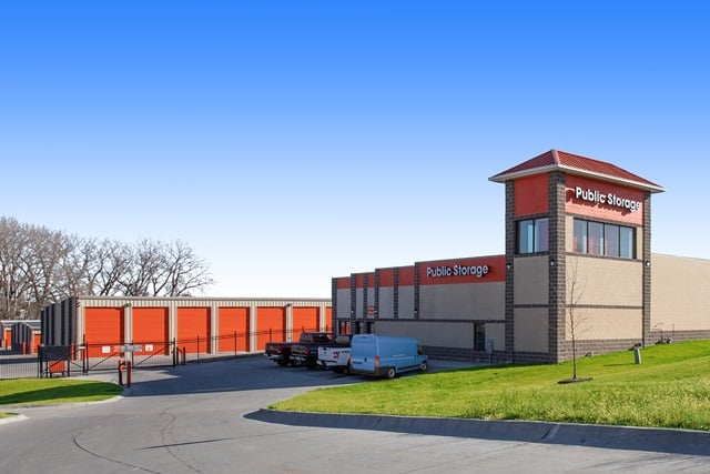 20×10 Public Storage: Self Storage Unit in Omaha, NE 11163 S 168th St Omaha, Nebraska