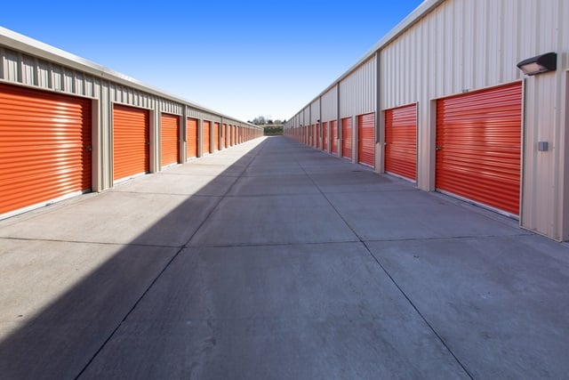 20×10 Public Storage: Self Storage Unit in Omaha, NE 11163 S 168th St Omaha, Nebraska 2