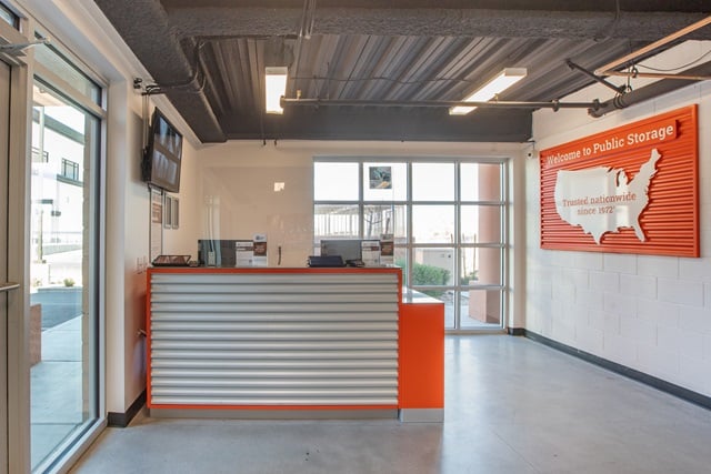 Property 5553 image number 2