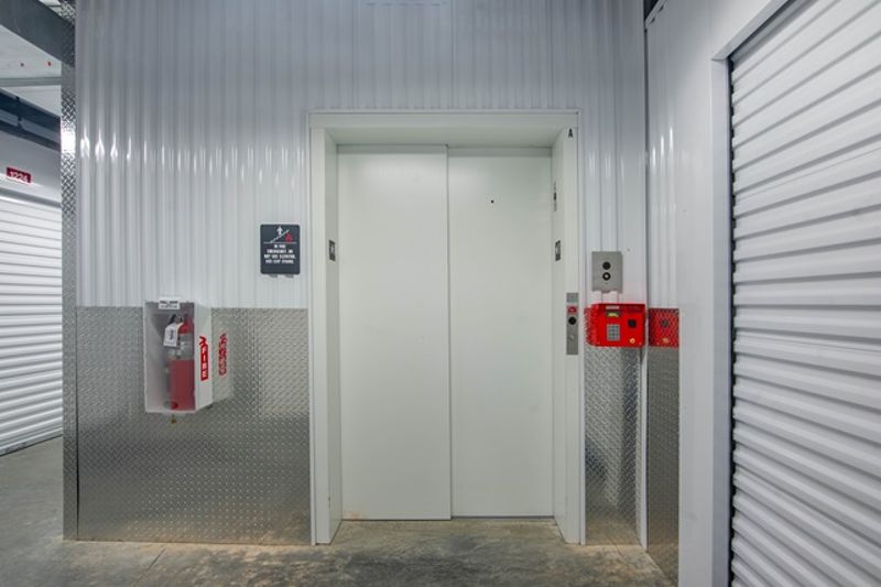 Property 5554 image number 3