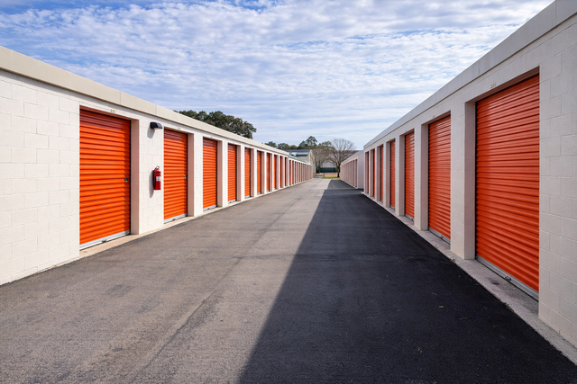 Property 556 image number 1