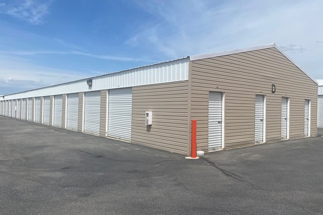 Property 5561 image number 1