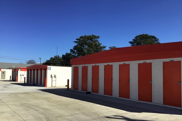 30×15 Public Storage: Self Storage Unit in Charleston, SC 1833 Sam Rittenberg Blvd Charleston, South Carolina 2