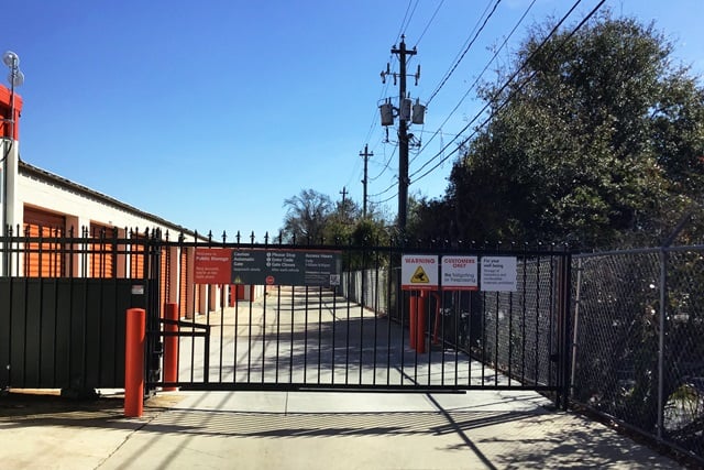 Public Storage  1833 Sam Rittenberg Blvd in Charleston, SC