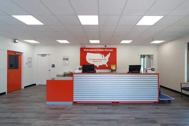 Property 5570 image number 2