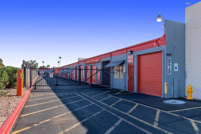 40×10 Parking Lot in Peoria, AZ 8969 W Grand Ave Peoria, Arizona