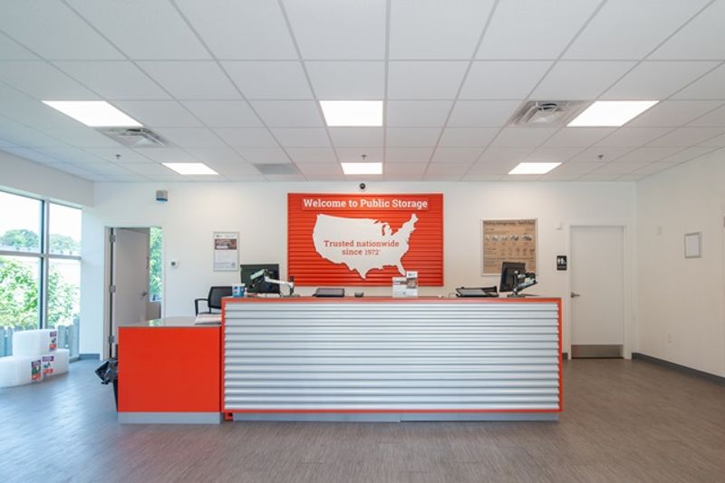 Property 5587 image number 2