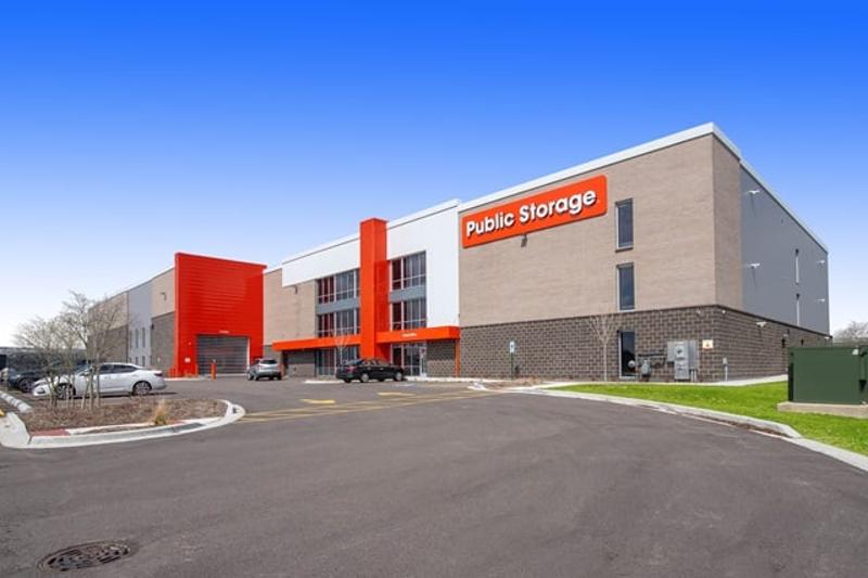 Public Storage at 2323 W Diehl Rd, Naperville, IL