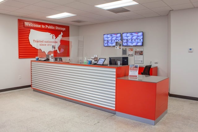 Property 5596 image number 2