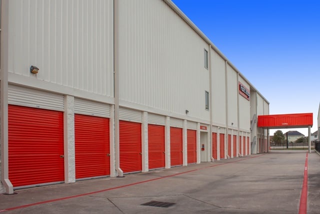 20×10 Self Storage Unit in Spring, TX 28823 Birnham Woods Dr Spring, Texas 2