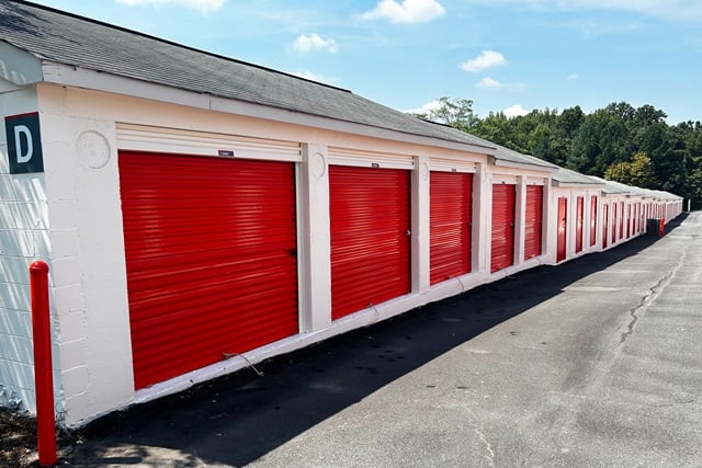 Property 5602 image number 1