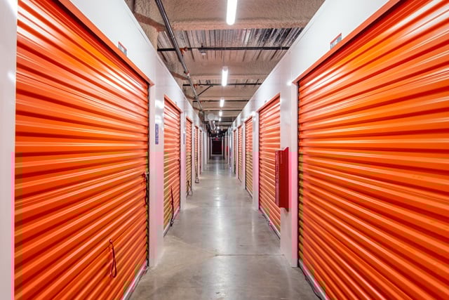 Property 5604 image number 1