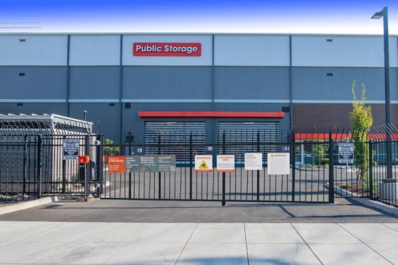 Property 5604 image number 3