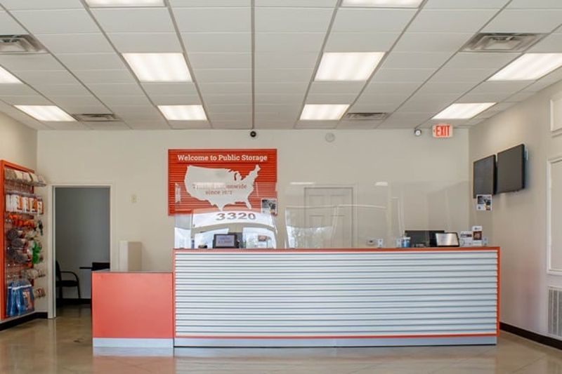 Property 5621 image number 2