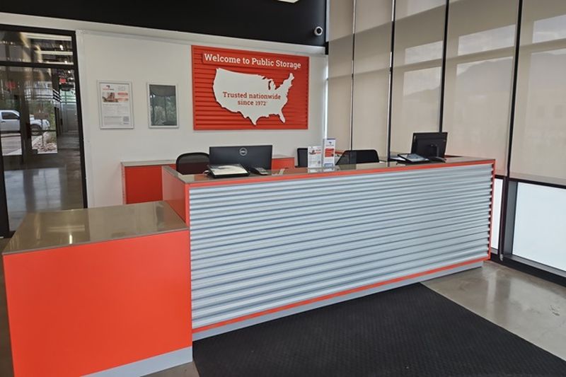 Property 5639 image number 1