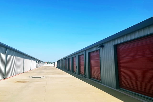 Property 5656 image number 1