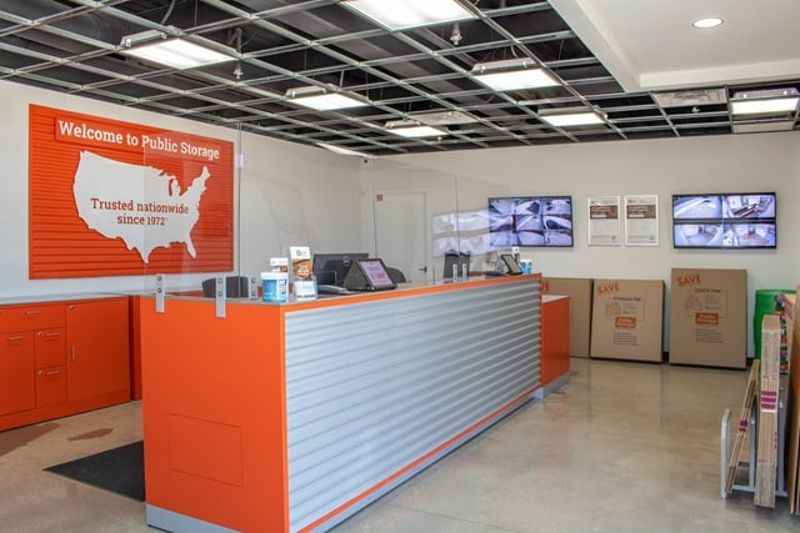 Property 5657 image number 2