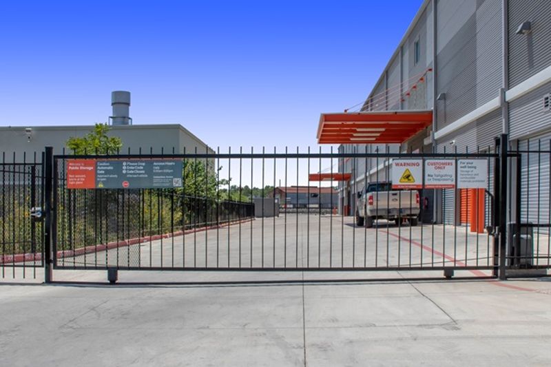 Property 5657 image number 3