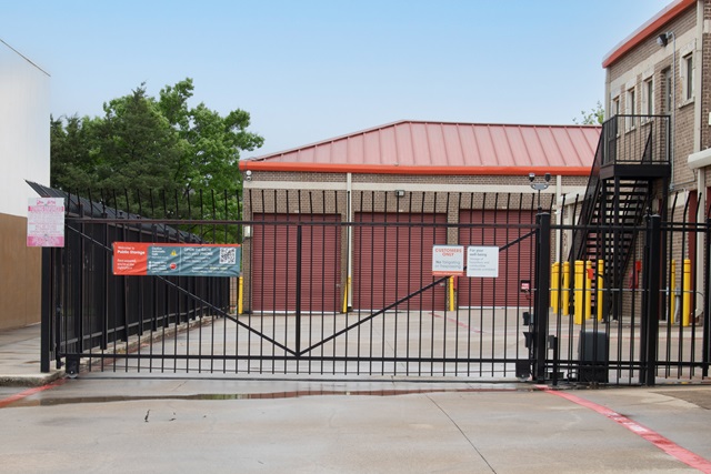 Self Storage Unit in Bedford, Texas 3