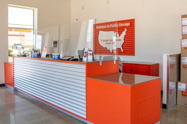 Property 5676 image number 2