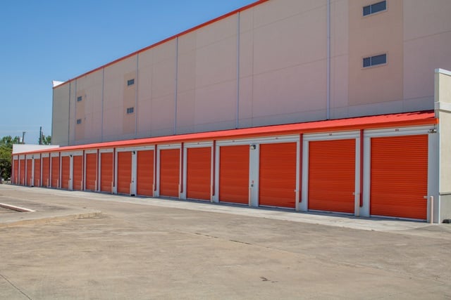 Property 5683 image number 1