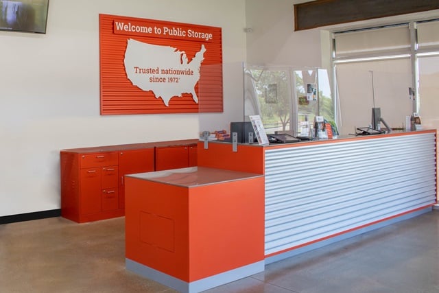 Property 5684 image number 2