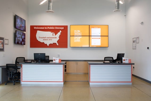 Property 5689 image number 2