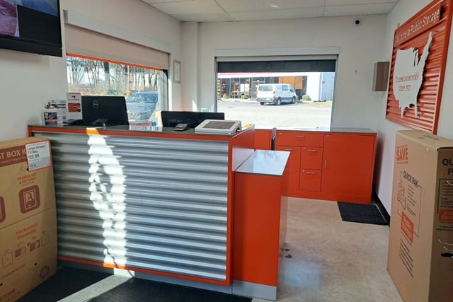 Property 570 image number 2