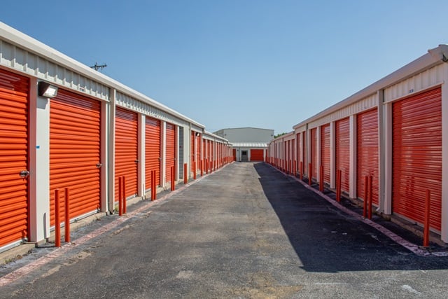 20×10 Public Storage: Parking Lot in Copperas Cove, TX 459 Cove Terrace Shopping Ctr Copperas Cove, Texas 2