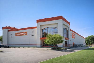 Public Storage