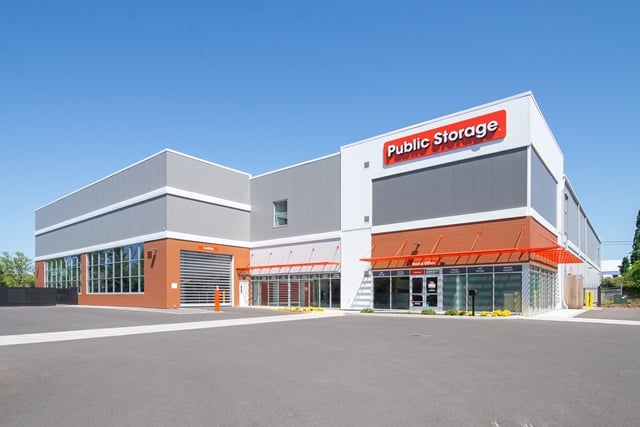 18×8 Public Storage: Parking Lot in Beaverton, OR 5353 SW 107th Ave Beaverton, Oregon