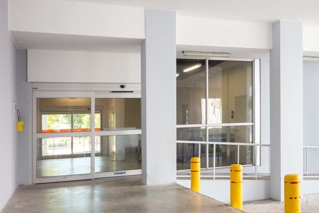 Property 5746 image number 3