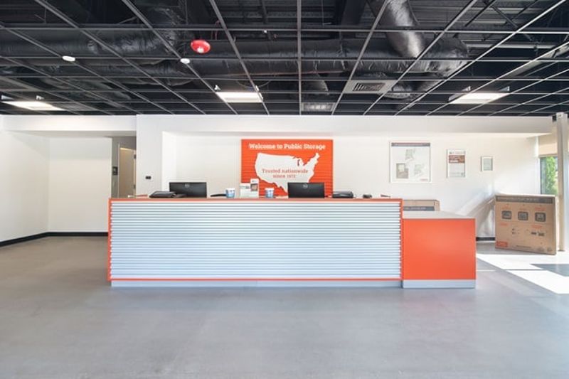 Property 5774 image number 2