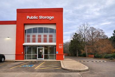 Public Storage