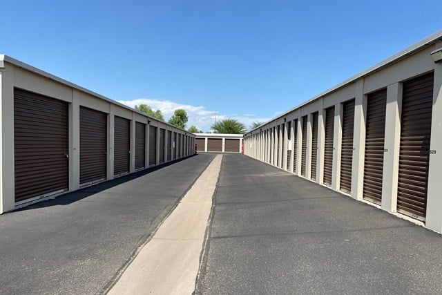 19×10 Self Storage Unit in Mesa, AZ 10954 E Guadalupe Rd Mesa, Arizona 2