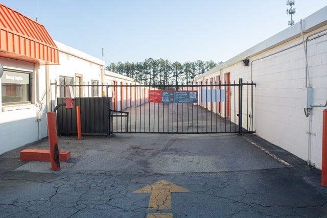 Public Storage  3055 Jones Mill Road in Peachtree Corners, GA