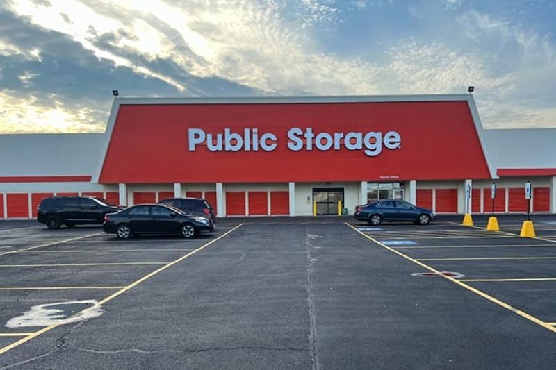 Public Storage at 8320 S Cicero Ave, Burbank, IL