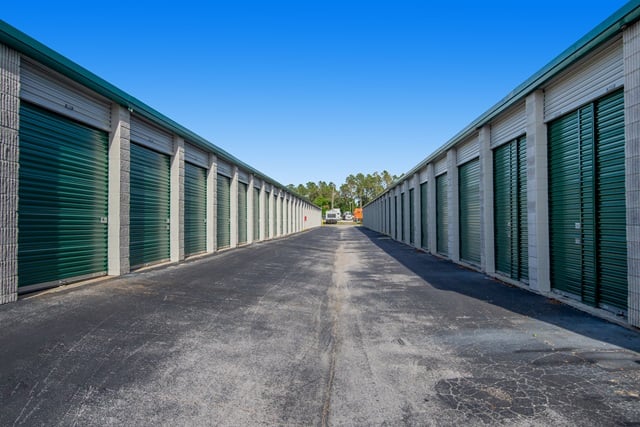 40×12 Parking Lot in Ocala, FL 4701 SE Maricamp Road Ocala, Florida 2