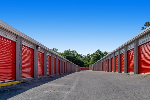 20×10 Self Storage Unit in Ocala, FL 2930 SE 58th Ave Ocala, Florida 2