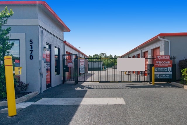Public Storage  5170 SE 58th Ave in Ocala, FL