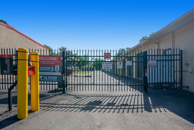 Property 5818 image number 2