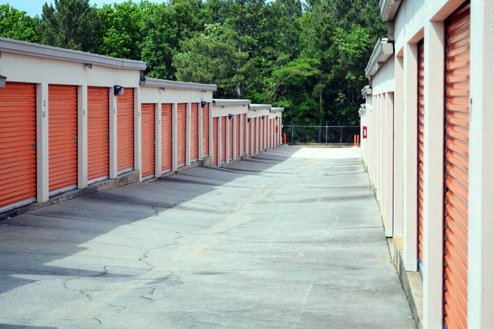 20×10 Public Storage: Garage in Stone Mountain, GA 1964 Rockbridge Road Stone Mountain, Georgia 2