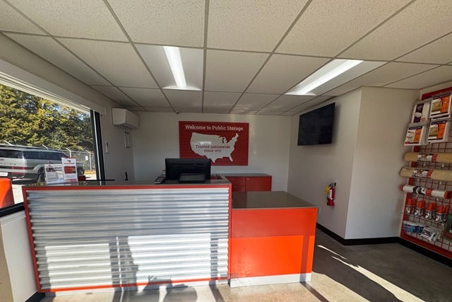 Property 582 image number 2