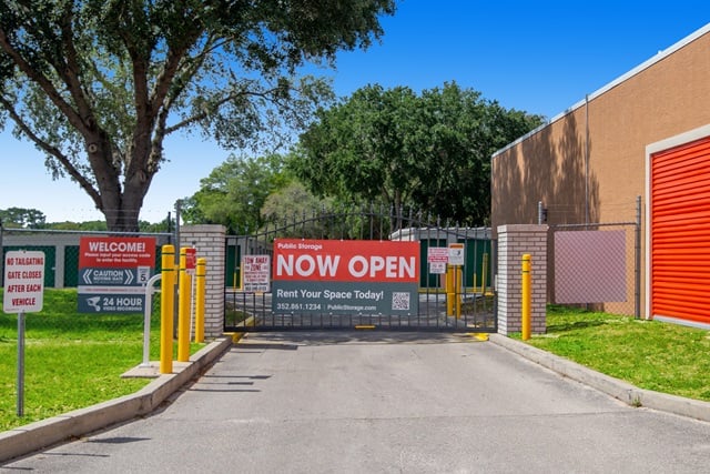 Public Storage  6785 SW Highway 200 in Ocala, FL