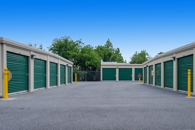 20×10 Self Storage Unit in Ocala, FL 2362 NW 45th Ter Ocala, Florida 2